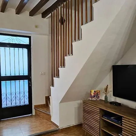 Lovelyloft Trafalgar Аликанте