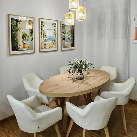 Lovelyloft Trafalgar Аликанте